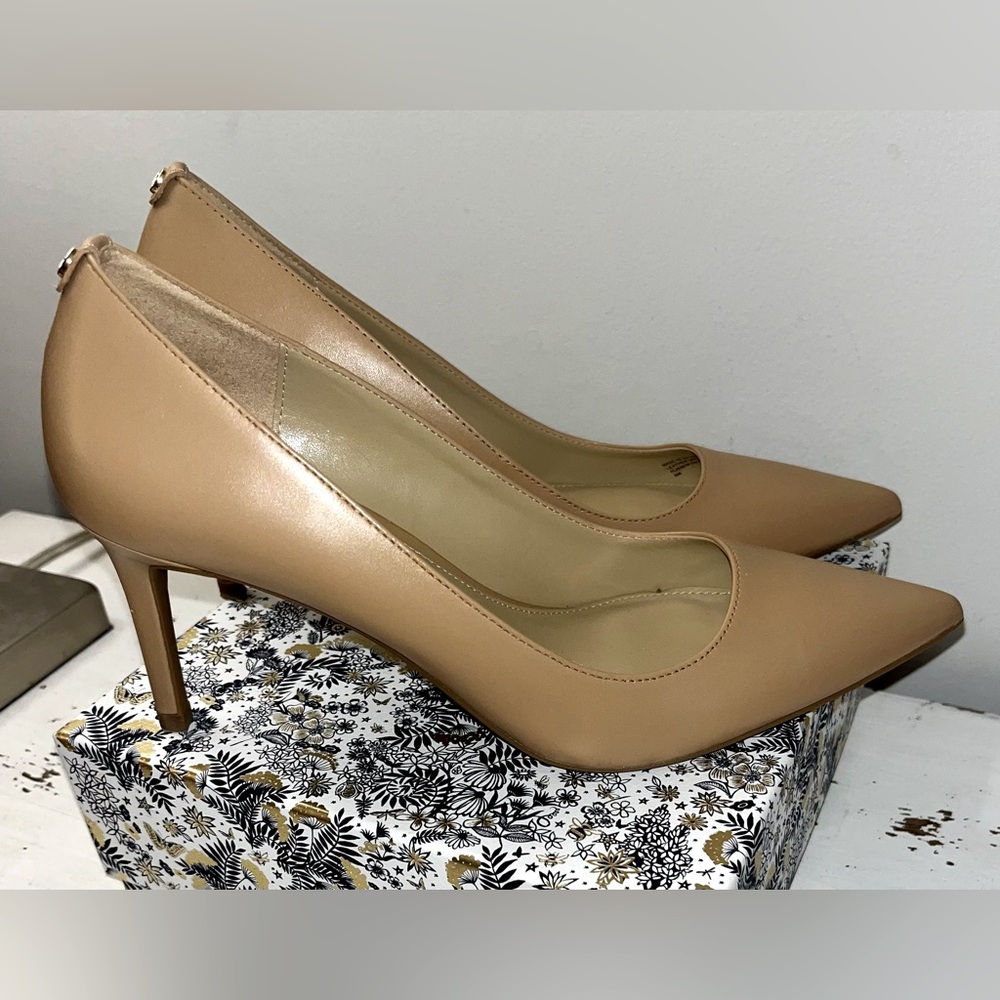 Michael Kors Pumps